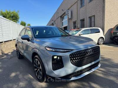 Audi Q3 TDI 150CV S Tronic Business Advanced usata Modena