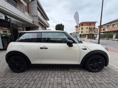 MINI Clubman One 1.5 One 75 CV usata Salzano