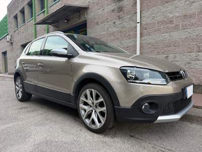 Volkswagen Polo 1.4 TDI 90CV 5 PORTE UNIPROPRIETARIO SENSORI PARCH Bronzo usata Venezia