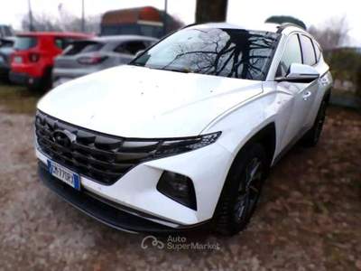 Hyundai Tucson Tucson III 1.6 crdi 48V Xline 2wd -Navi - GM770RX Bianco usata Basiliano