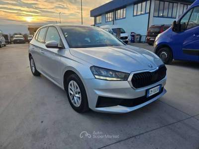 Skoda Fabia Fabia IV 2022 1.0 mpi evo Ambition 65cv - GM104VP Argento usata Basiliano