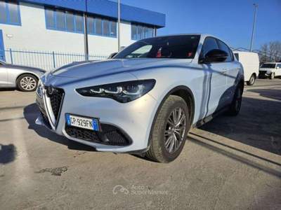 Alfa Romeo Stelvio 2.2 t Super Q4 210cv auto - GP929FN Argento usata Basiliano