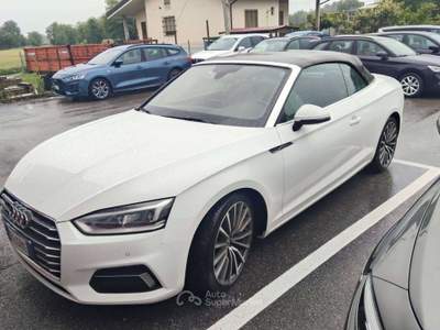 Audi A5 A5 II 2017 Cabriolet Cabrio 40 2.0 tdi  Sport 190c Bianco usata Basiliano