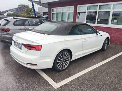 Audi A5 A5 II 2017 Cabriolet Cabrio 40 2.0 tdi  Sport 190c Bianco usata Basiliano
