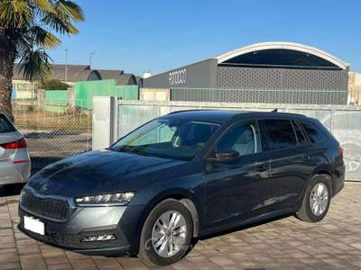 Skoda Octavia 2.0 tdi evo Executive 115cv dsg GANCIO- GH192HY Grigio usata Basiliano