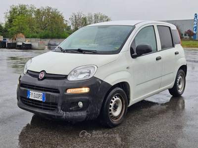 Fiat Panda Panda 1.2 69 CV VAN 2 POSTI EURO6 POP -   FY240PD Bianco usata Basiliano