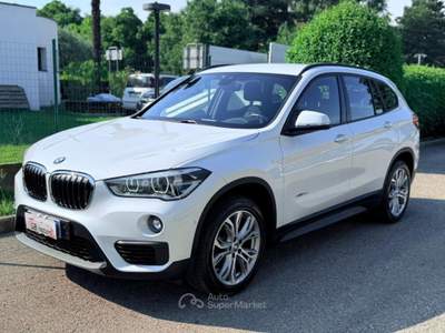 BMW X1 xDrive18d Business AUT - NAVI - LED - PDC - 18 Bianco usata Imola