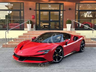 Ferrari SF90 Spider Rosso usata Pistoia