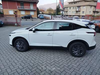 Nissan Qashqai 1.3 MHEV 158CV Xtronic Business Bianco usata Dubino