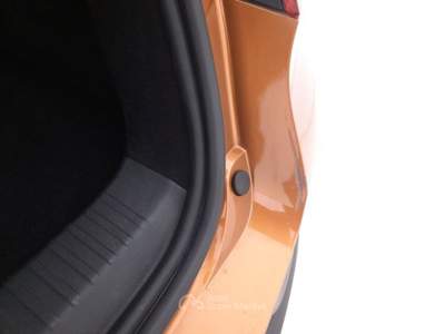 Renault Captur Miglior prezzo garantito e consegna in pochi giorni Arancione usata Reggio nell'Emilia