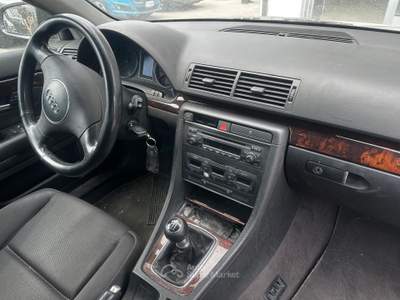 Audi A4 AUDI A4 SW 1.9 TDI 130CV Grigio usata Maddaloni