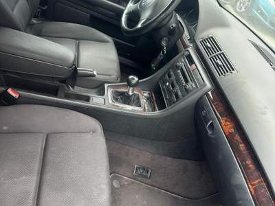 Audi A4 AUDI A4 SW 1.9 TDI 130CV Grigio usata Maddaloni