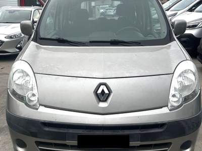 Renault Kangoo RENAULT KANGOO 1.5 DCI 5 POSTI Grigio usata Maddaloni