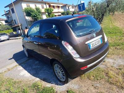Lancia Ypsilon Ypsilon II 2007 1.2 8v Versus Marrone usata Montecatini-Terme