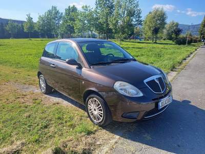 Lancia Ypsilon Ypsilon II 2007 1.2 8v Versus Marrone usata Montecatini-Terme