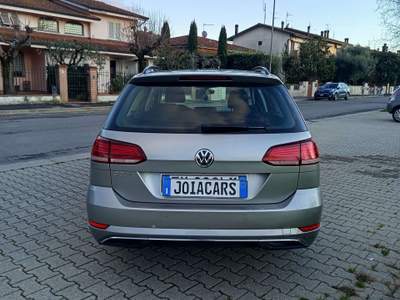 Volkswagen Golf Golf VII 2017 Variant 1.6 tdi Executive 115cv Argento usata Montecatini-Terme