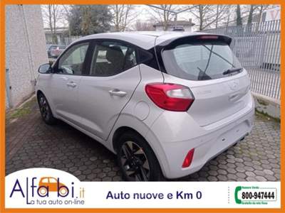Hyundai i10 1.0 AT 63CV Connectline usata Cardano al Campo