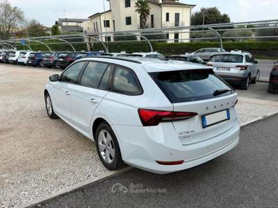 Skoda Octavia 2.0 TDI EVO SCR DSG Wagon Executive OK NEOP. Bianco usata SAN PIETRO IN CARIANO