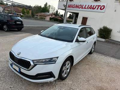 Skoda Octavia 2.0 TDI EVO SCR DSG Wagon Executive OK NEOP. Bianco usata SAN PIETRO IN CARIANO