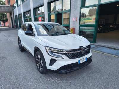 Renault Austral 1.2 E-Tech Full Hybrid 200CV Aut. Techno Bianco usata Gallarate