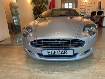 Aston Martin DB Coupé Touchtronic Argento usata Roma