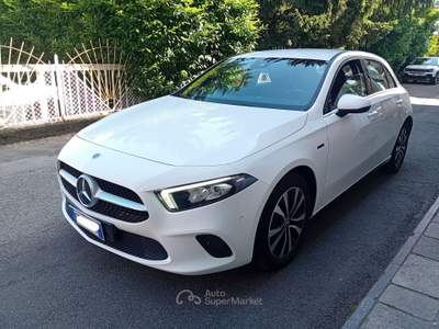 Mercedes-Benz Classe A Classe A- W177 e eq-power Business Extra auto Bianco usata Canelli