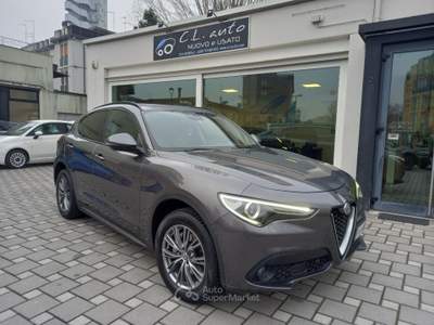 Alfa Romeo Stelvio 2.2 Turbodiesel 210 CV AT8 Q4 Executive Grigio usata Venezia