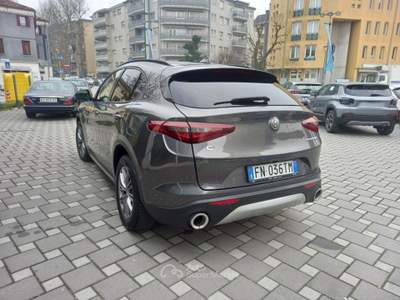 Alfa Romeo Stelvio 2.2 Turbodiesel 210 CV AT8 Q4 Executive Grigio usata Venezia