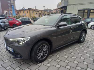 Alfa Romeo Stelvio 2.2 Turbodiesel 210 CV AT8 Q4 Executive Grigio usata Venezia