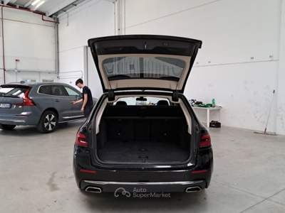 BMW Serie 5 520d BMW SERIE 5 520D XDRIVE LUXURY AUTO MH48V TOURING STATION WAGON usata Casei Gerola