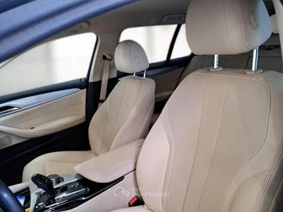 BMW Serie 5 518d BMW SERIE 5 518D 48V BUSINESS TOURING AUTO STATION WAGON usata Casei Gerola