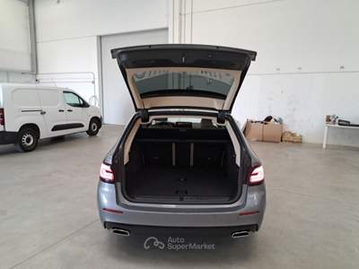 BMW Serie 5 518d BMW SERIE 5 518D 48V BUSINESS TOURING AUTO STATION WAGON usata Casei Gerola