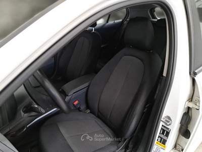 BMW Serie 1 116d BMW SERIE 1 116D BUSINESS ADVANTAGE 5 PORTE BERLINA usata Casei Gerola