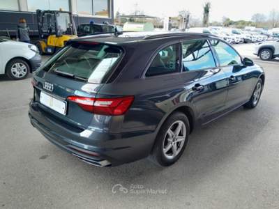 Audi A4 AUDI A4 2.0 35 TDI MHEV BUSINESS S TRONIC STATION WAGON usata Verona