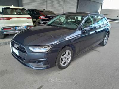 Audi A4 AUDI A4 2.0 35 TDI MHEV BUSINESS S TRONIC STATION WAGON usata Verona
