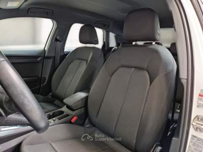 Audi A3 AUDI A3 SPORTBACK 30 G-TRON S TRONIC BUSINESS S.BACK 5 PORTE BERLINA usata Casei Gerola