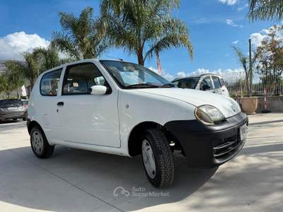 Fiat 600 ANNO 2006 1.1 BENZINA/GPL REVISIONATO usata Striano
