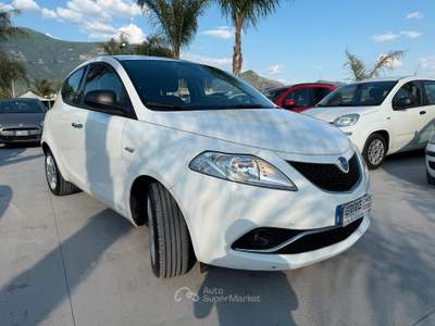 Lancia Ypsilon ANNO 2017 1.2 BENZINA 69 CV usata Striano