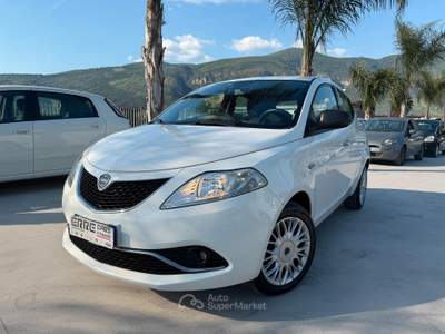 Lancia Ypsilon ANNO 2017 1.2 BENZINA 69 CV usata Striano