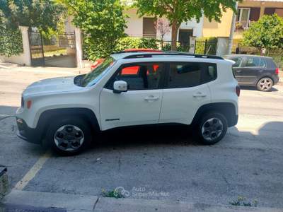 Jeep Renegade Longitude Bianco usata Valenzano