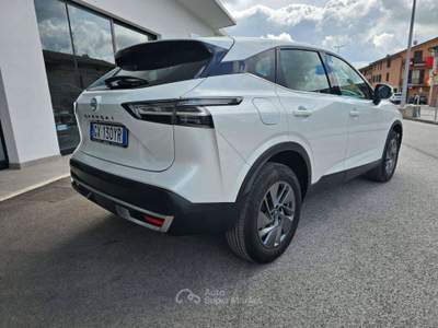 Nissan Qashqai Qashqai 1.3 mhev Acenta 2wd 158cv xtronic Bianco usata Gubbio