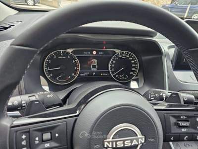 Nissan Qashqai Qashqai 1.3 mhev Acenta 2wd 158cv xtronic Bianco usata Gubbio