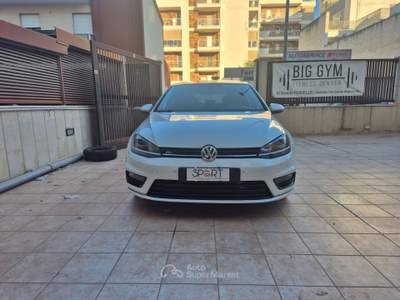 Volkswagen Golf 5p. R-LINE TETTO Bianco usata Andria