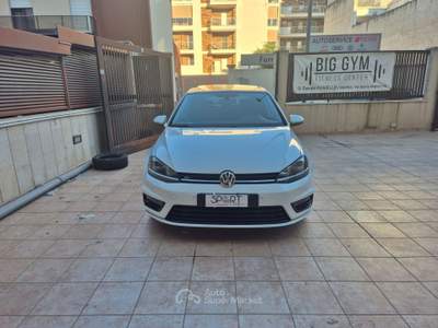 Volkswagen Golf 5p. R-LINE TETTO Bianco usata Andria