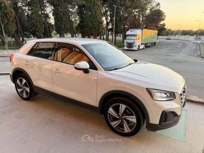 Audi Q2 30 TDI Business CERCHI DA18'' Bianco usata Carovigno