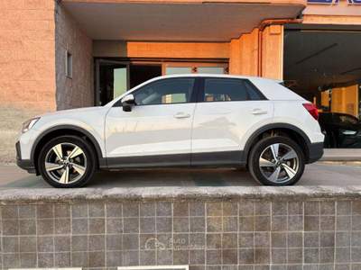 Audi Q2 30 TDI Business CERCHI DA18'' Bianco usata Carovigno