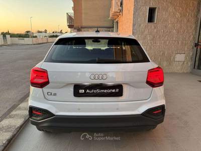 Audi Q2 30 TDI Business CERCHI DA18'' Bianco usata Carovigno