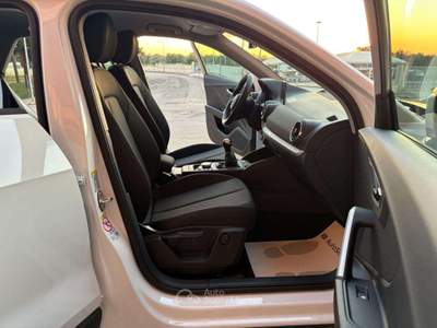 Audi Q2 30 TDI Business CERCHI DA18'' Bianco usata Carovigno