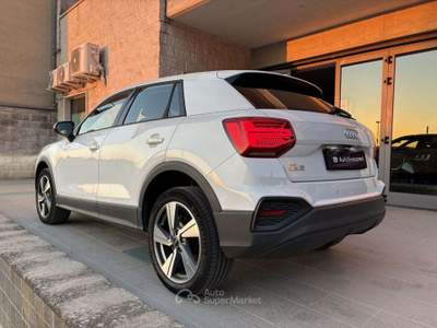 Audi Q2 30 TDI Business CERCHI DA18'' Bianco usata Carovigno
