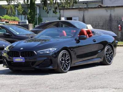 BMW Serie 8 840i 840 i xDrive Cabrio M Sport Nero usata Besozzo